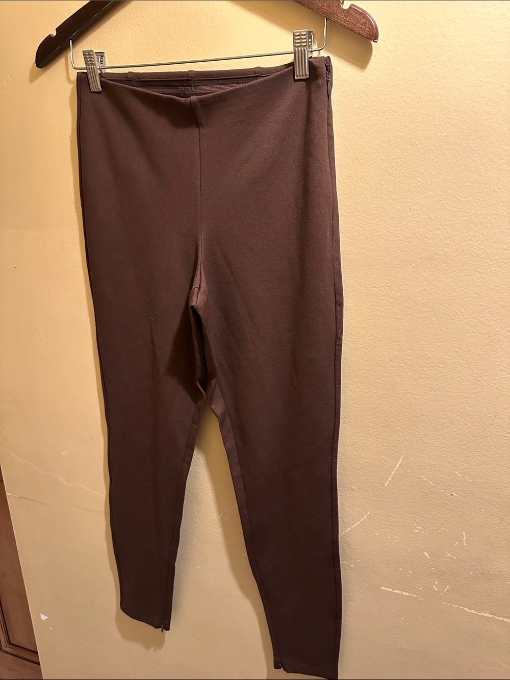 SKIMS Cocoa Essential High-Waist Leggings
